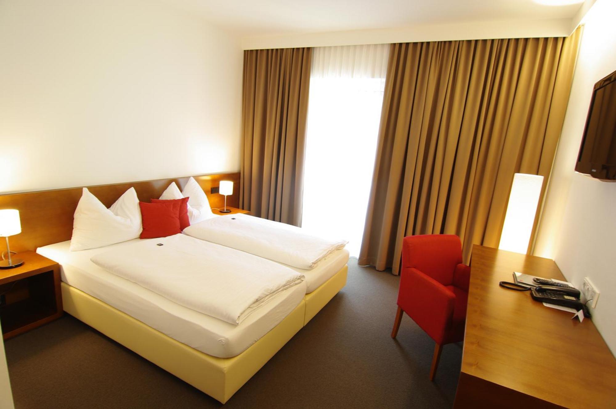 Hotel & Restaurant Christkindlwirt ستير الغرفة الصورة